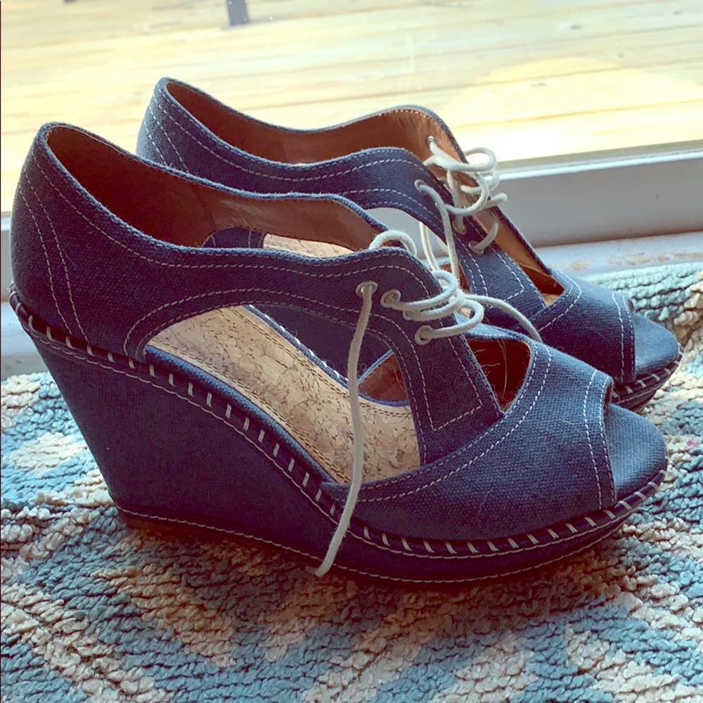 Gianni Bini Jean Wedges with Laces